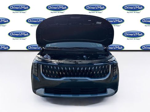 Used 2025 Kia Carnival image 34