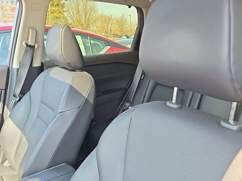 Used 2023 Nissan Rogue SV w/ SV Premium B Package image 17