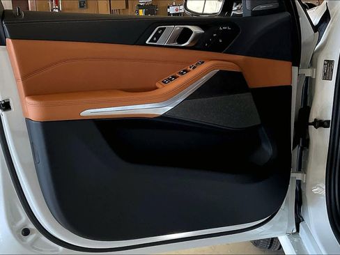 New 2026 BMW X7 xDrive40i w/ M Sport Package image 10