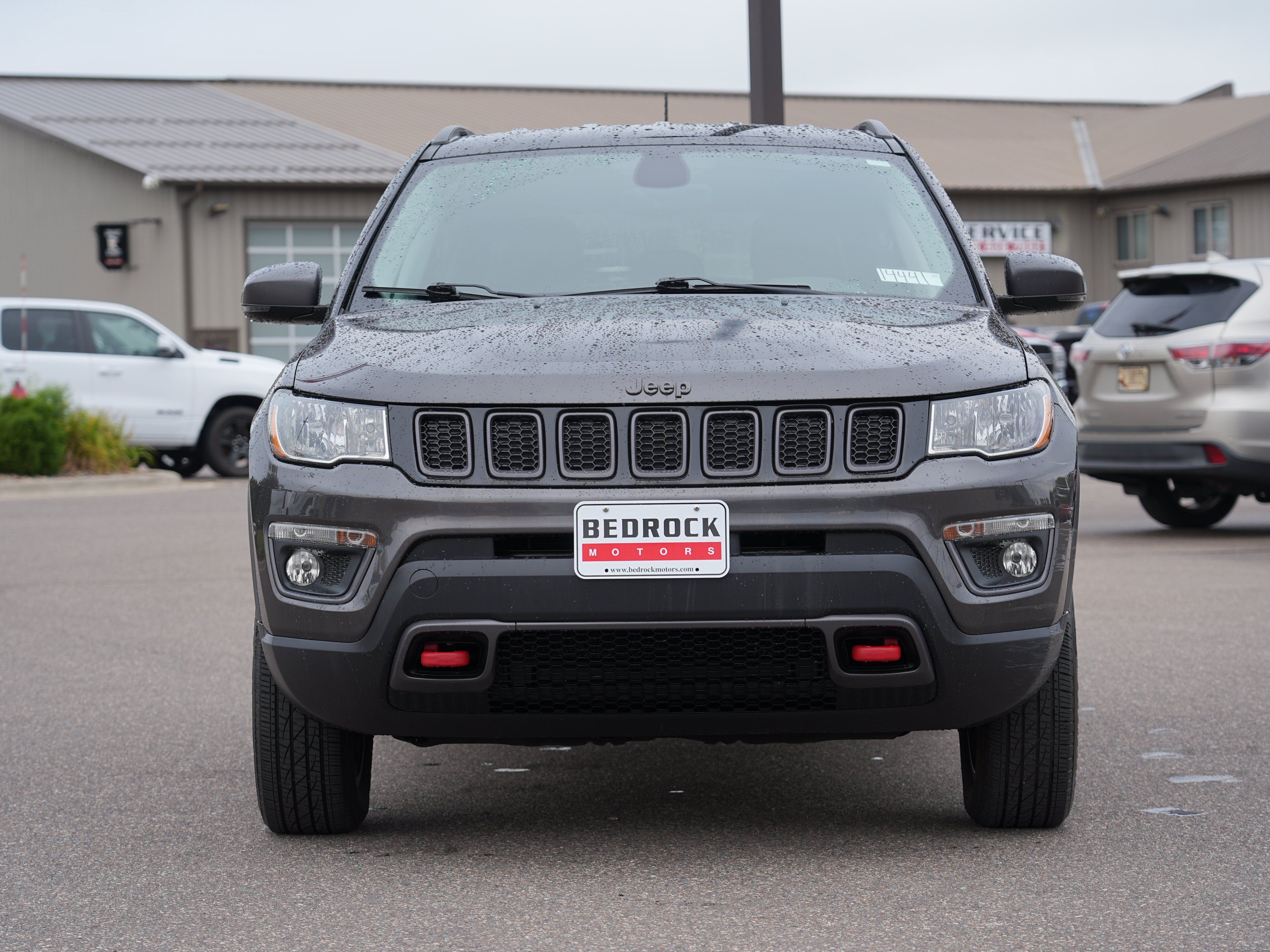 Used 2017 Jeep Compass Trailhawk AWD/4WD image 8