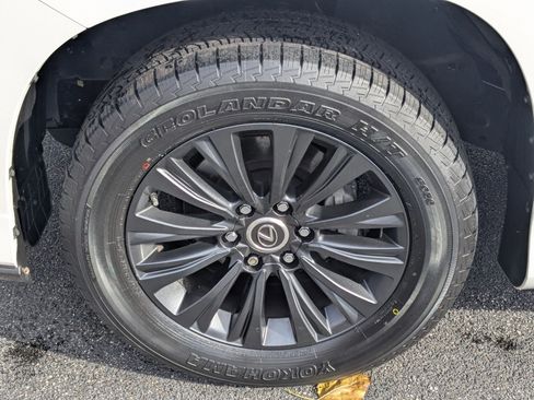 Used 2023 Lexus GX 460 Premium image 26