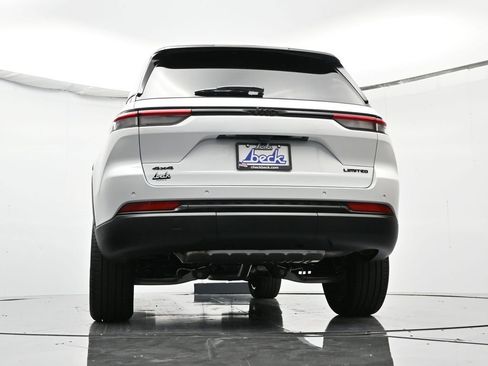 New 2025 Jeep Grand Cherokee Limited w/ Black Appearance Package image 52