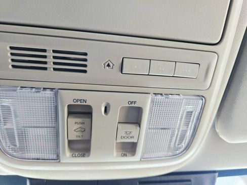 Used 2019 Honda CR-V EX-L image 31