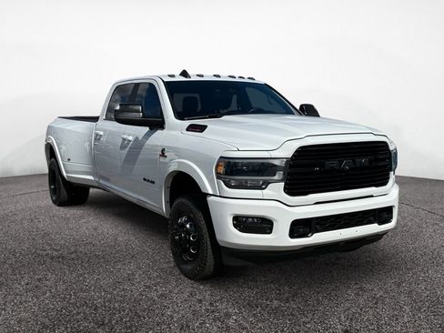 Used 2021 RAM 3500 Laramie image 7