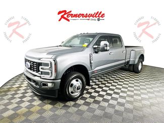 Used 2024 Ford F350 Platinum video 3