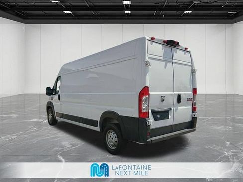 Used 2026 RAM ProMaster 2500 w/ Convenience Group FWD image 3