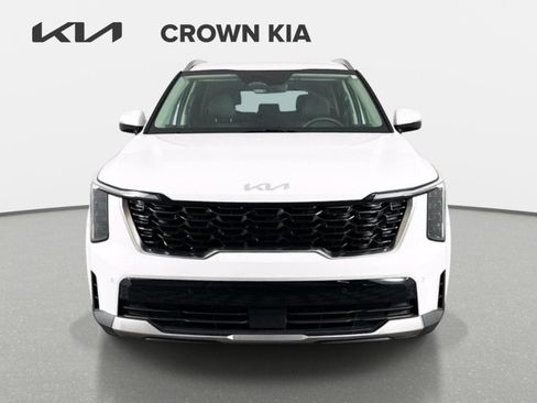 Used 2025 Kia Sorento S FWD image 2
