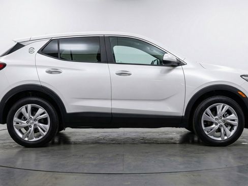 Used 2025 Buick Encore GX Preferred image 11