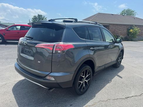 Used 2018 Toyota RAV4 SE w/ Power Extra Value Package FWD image 6