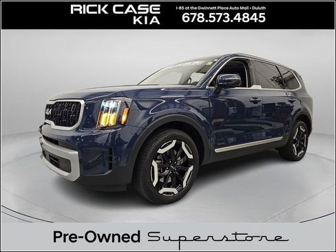Used 2024 Kia Telluride EX w/ EX Captain's Chair Package image 1
