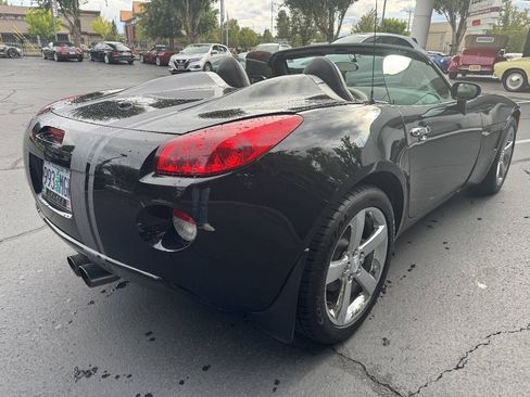Used 2007 Pontiac Solstice Convertible w/ Premium Package RWD image 5