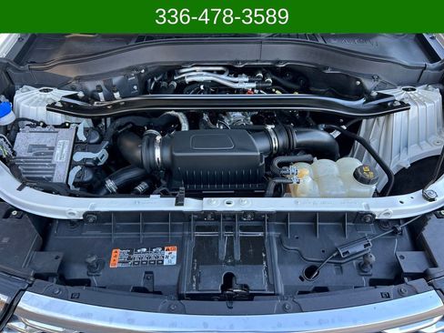 Certified 2020 Ford Explorer Platinum w/ Premium Technology Package image 25