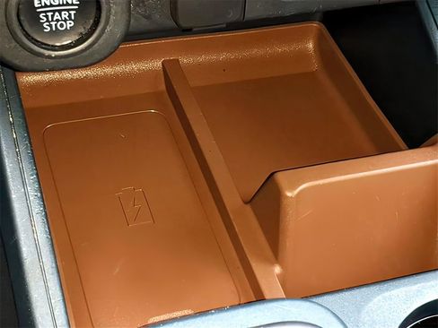 Used 2022 Ford Maverick Lariat w/ Lariat Luxury Package image 13