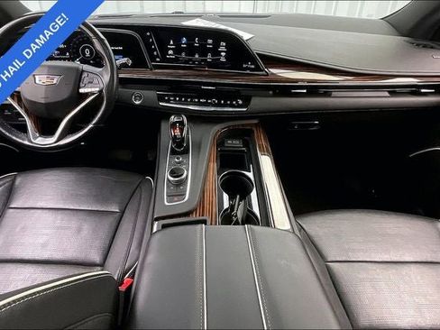Used 2021 Cadillac Escalade Premium Luxury w/ Performance Package AWD/4WD image 15