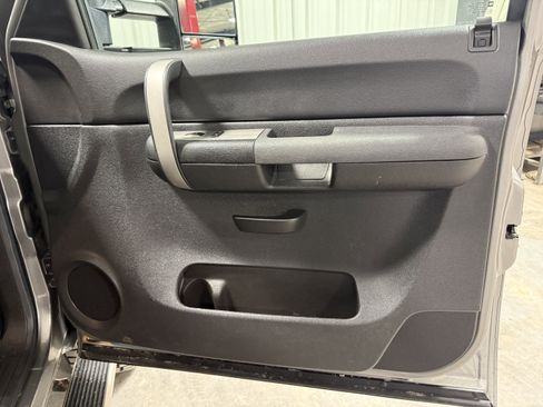 Used 2008 Chevrolet Silverado 2500 LT w/ 1LT Convenience Package image 9