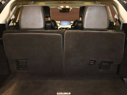 Used 2023 MAZDA CX-9 Touring image 13