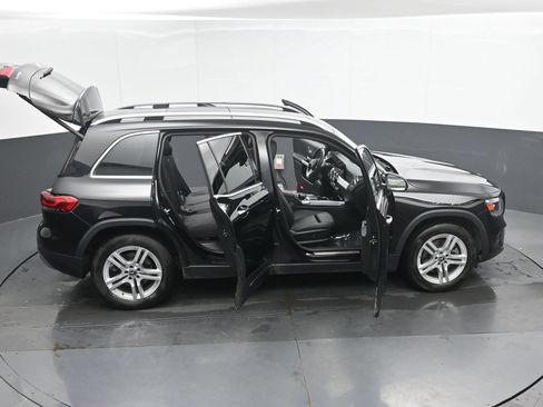 Used 2023 Mercedes-Benz GLB 250 4MATIC image 51