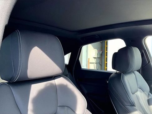 Certified 2023 Audi Q5 2.0T Premium w/ Convenience Package image 22