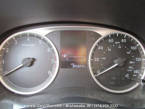 Used 2020 Nissan Kicks S FWD image 20