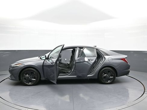 Certified 2023 Hyundai Elantra SEL FWD image 42