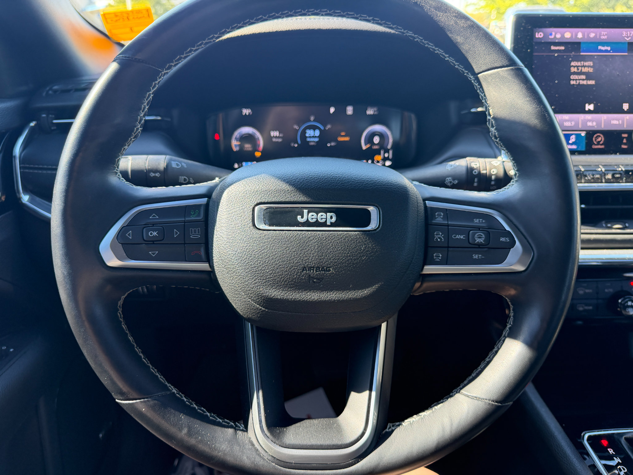 Used 2022 Jeep Compass High Altitude AWD/4WD image 44