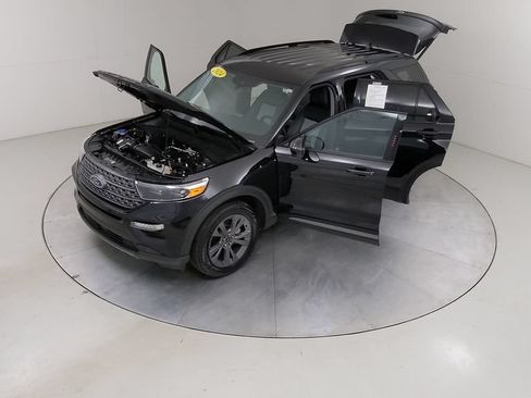 Certified 2024 Ford Explorer XLT w/ Equipment Group 202A AWD/4WD image 57