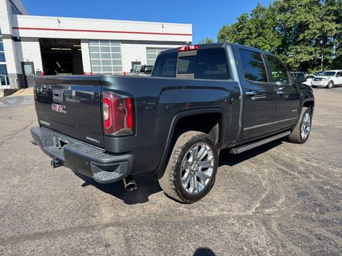 Used 2018 GMC Sierra 1500 Denali w/ Denali Ultimate Package AWD/4WD image 5
