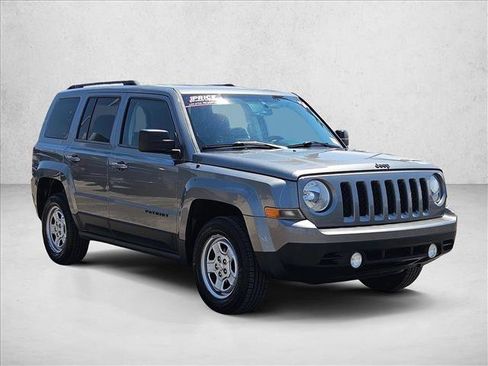 Used 2014 Jeep Patriot Sport w/ Power Value Group AWD/4WD image 3