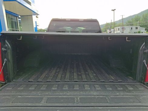 Used 2024 Chevrolet Silverado 3500 W/T AWD/4WD image 27