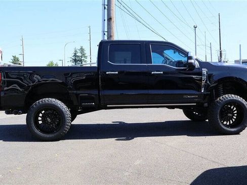 Used 2024 Ford F350 Platinum AWD/4WD image 7