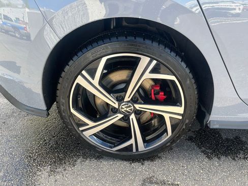 Certified 2025 Volkswagen GTI SE FWD image 30