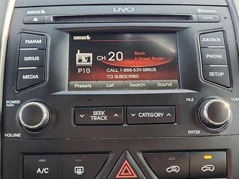 Used 2013 Kia Sorento LX w/ Convenience Pkg image 18