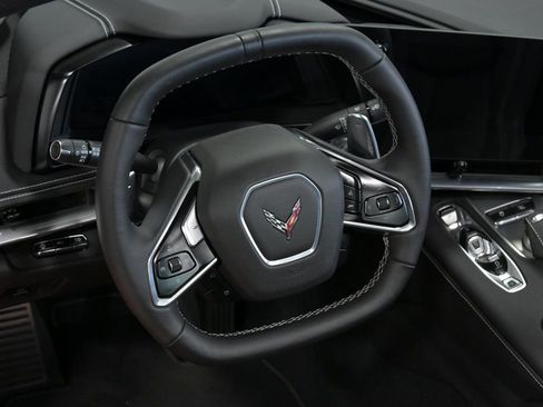 Used 2021 Chevrolet Corvette Stingray Preferred Conv w/ Z51 Performance Package RWD image 33