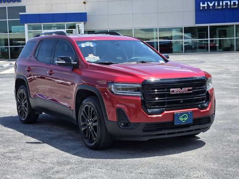 Certified 2023 GMC Acadia SLT w/ Elevation Edition FWD image 2