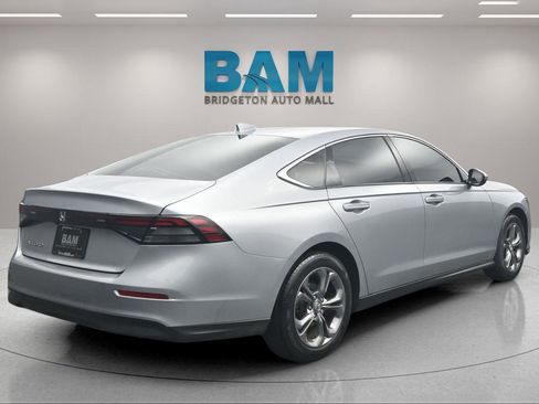 Used 2023 Honda Accord EX image 3