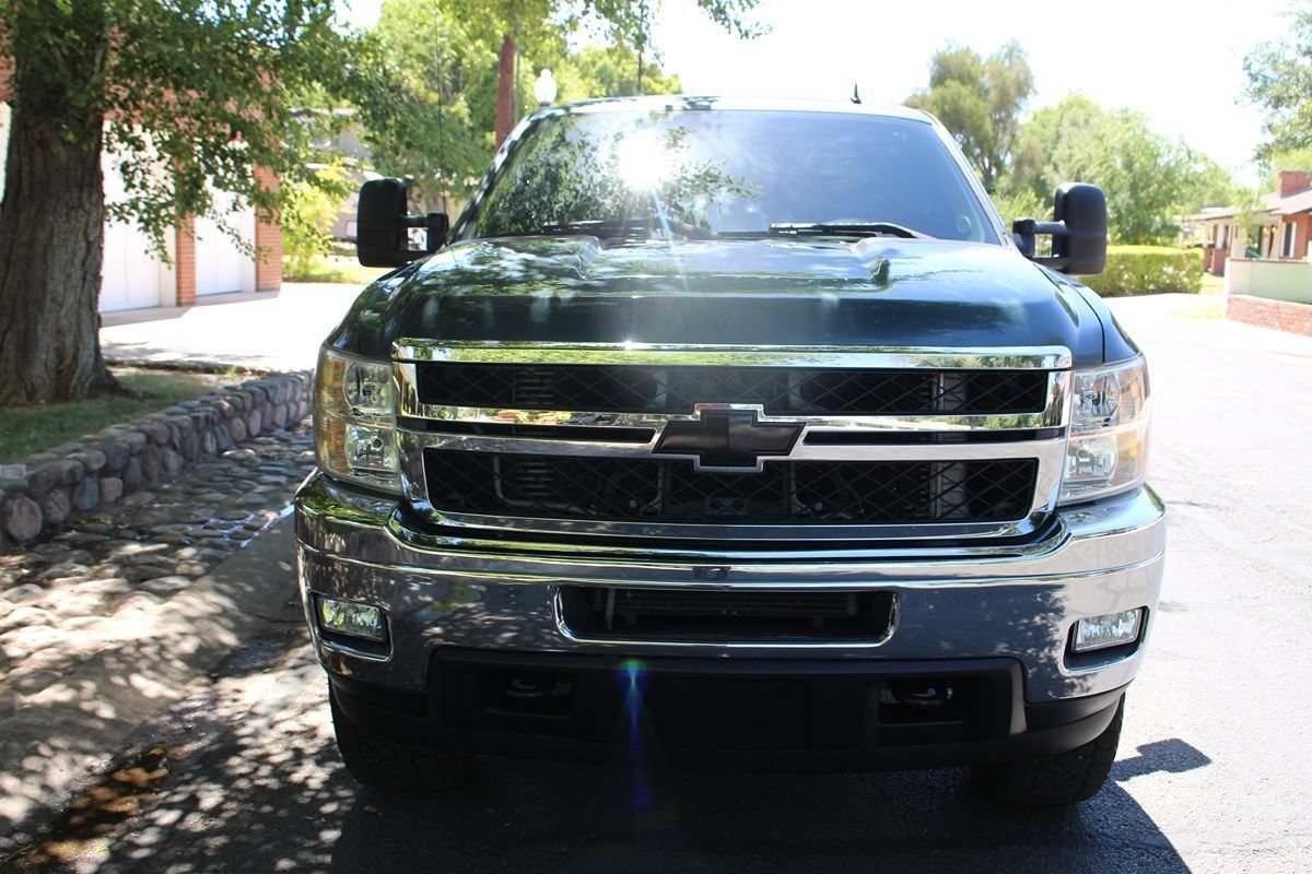 Used 2013 Chevrolet Silverado 2500 LTZ w/ LTZ Plus Package AWD/4WD image 4