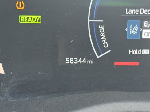 Used 2025 Toyota Camry LE FWD image 14