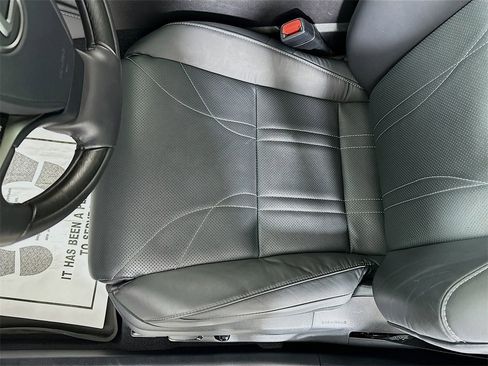 Used 2025 Lexus ES 350 Ultra Luxury image 22