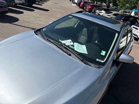Used 2019 Subaru Crosstrek 2.0i Premium AWD/4WD image 9