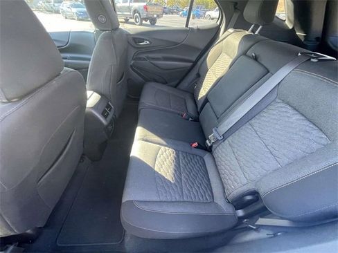 Used 2021 Chevrolet Equinox LT image 10