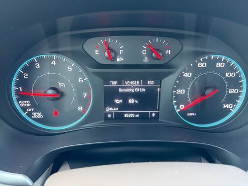 Used 2022 Chevrolet Malibu LT image 31