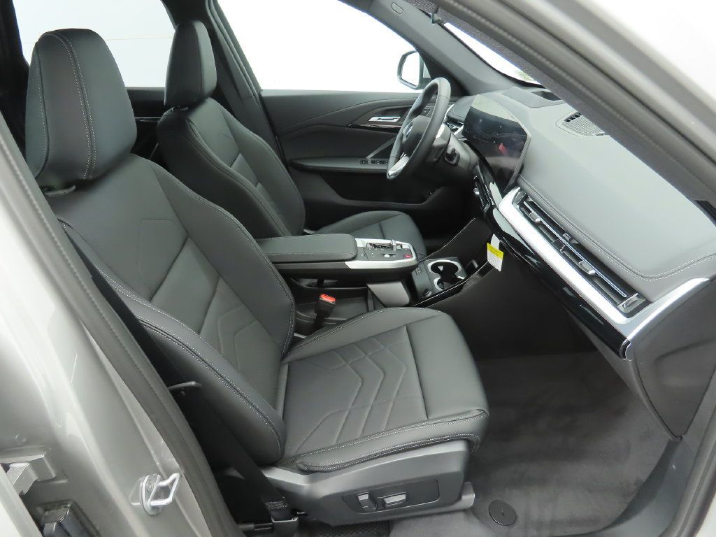 Certified 2026 BMW X1 xDrive28i w/ Technology Package AWD/4WD image 21