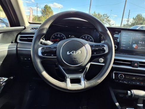 Used 2023 Kia K5 LXS image 12
