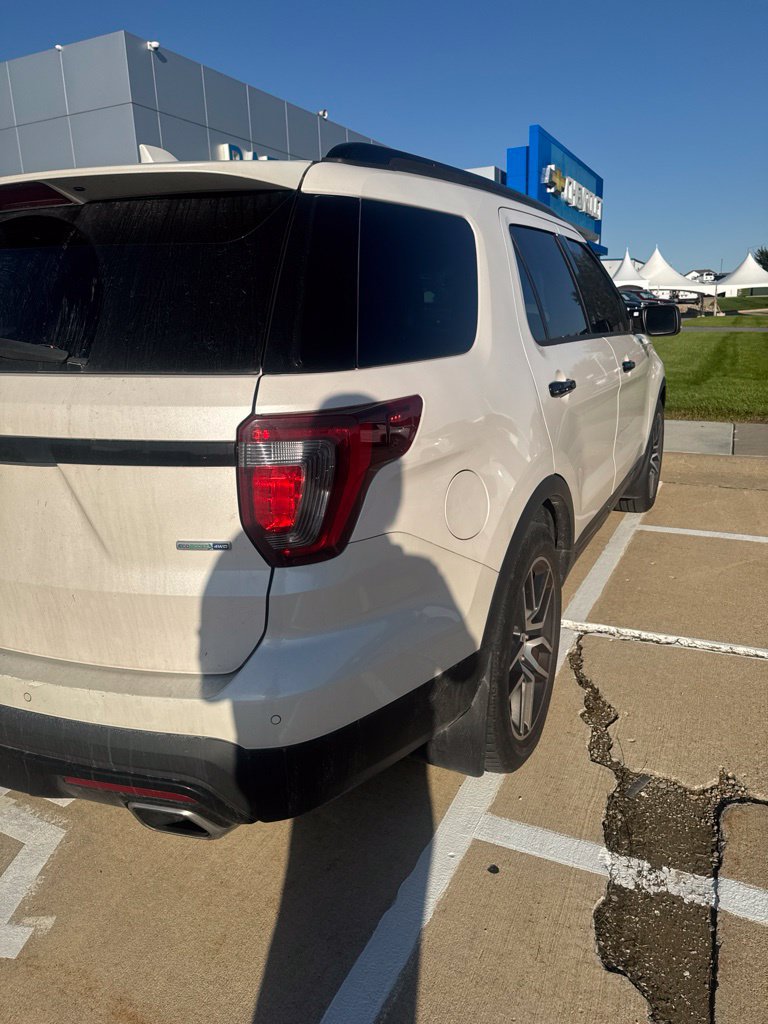 Used 2017 Ford Explorer Sport w/ Equipment Group 401A AWD/4WD image 5