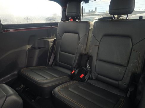 Used 2023 Ford Bronco Badlands image 14