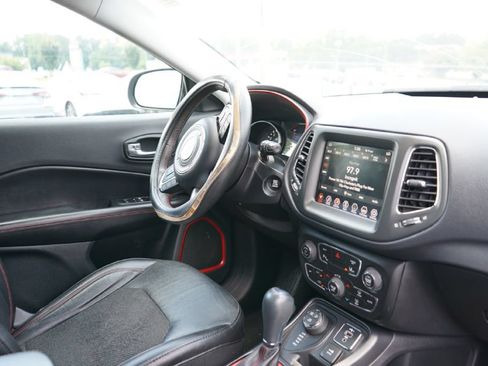 Used 2021 Jeep Compass Trailhawk AWD/4WD image 6