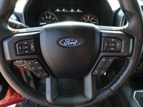 Used 2020 Ford F150 XLT w/ Equipment Group 302A Luxury AWD/4WD image 15