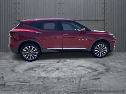 Used 2023 Chevrolet Blazer Premier AWD/4WD image 8