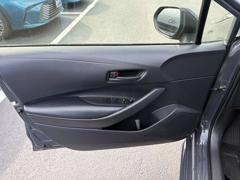 Used 2023 Toyota Corolla LE FWD image 18