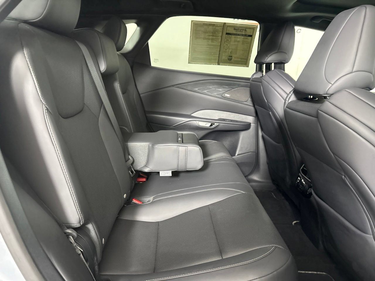 Used 2024 Lexus RX 350 F Sport w/ Convenience Package AWD/4WD image 26
